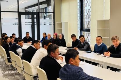 Астана қаласы Дін істері жөніндегі басқармасының «Діндерді зерттеу орталығы» ЖШС директоры Ерназаров Алмас Әзімханұлы Түркістан облысы дін істері басқармасының «Дін мәселелерін зерттеу орталығы» КММ-не арнайы екі мекеме арасында ынтымақтастықты нығайту ма